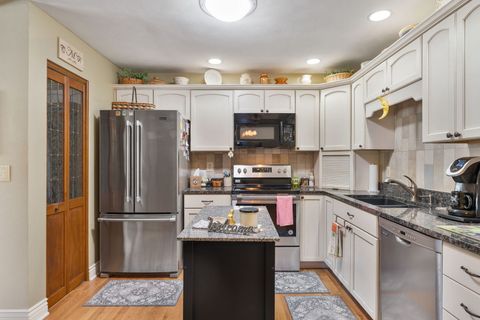 Tiny photo for 918 6th Street, Hampton, IL 61256 (MLS # 12633917)
