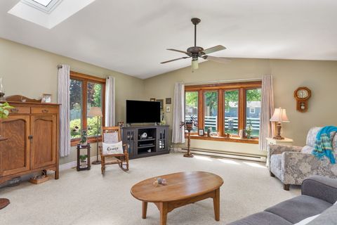 Tiny photo for 918 6th Street, Hampton, IL 61256 (MLS # 12633917)