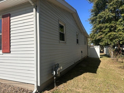 Tiny photo for 1107 E Ruth Street, Benton, IL 62812 (MLS # 12792930)
