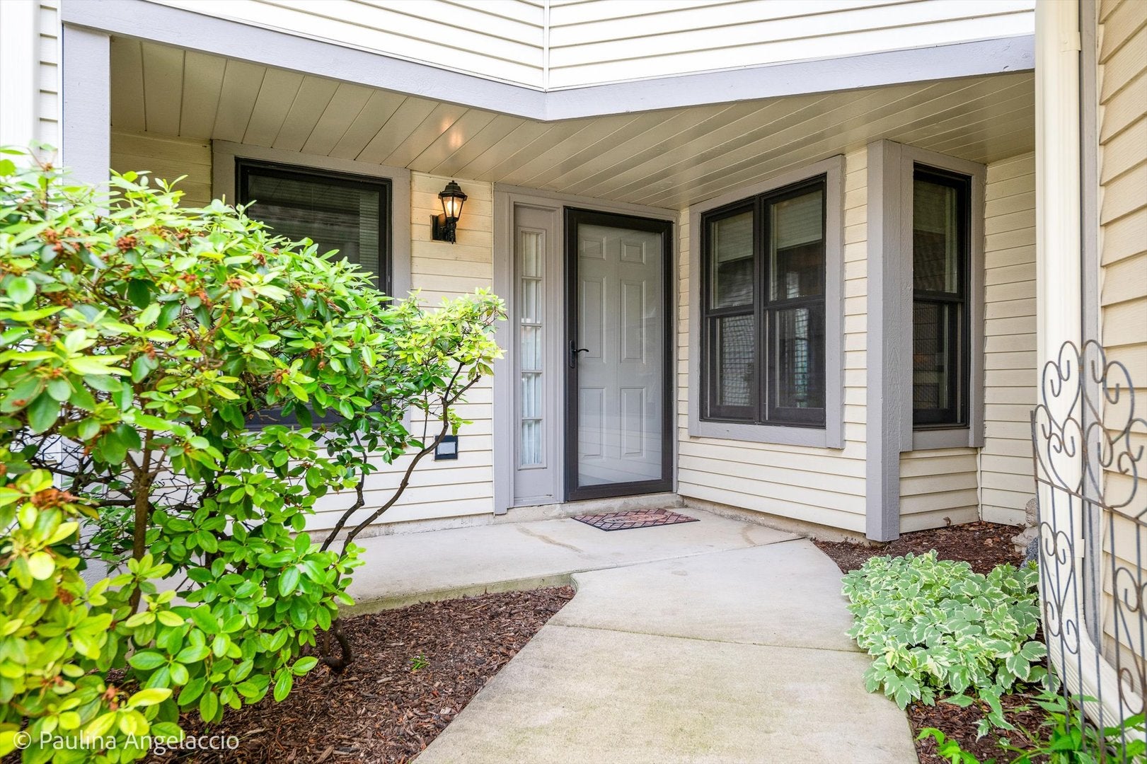 863 N Auburn Woods Drive