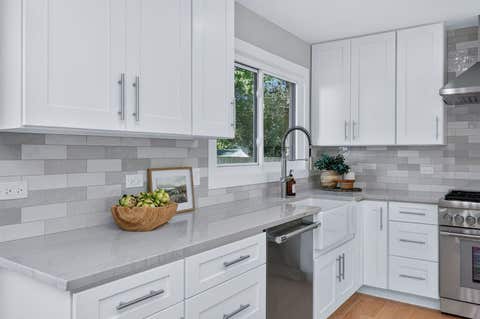 Tiny photo for 603 Justina Street, Hinsdale, IL 60521 (MLS # 12735622)