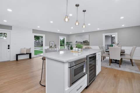 Tiny photo for 603 Justina Street, Hinsdale, IL 60521 (MLS # 12735622)