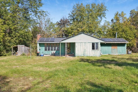 Photo of 1104 19th Avenue, Clinton, IA 52732 (MLS # 12794577)