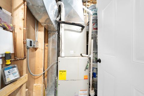 Tiny photo for 9436 S Spaulding Avenue, Evergreen Park, IL 60805 (MLS # 12584273)