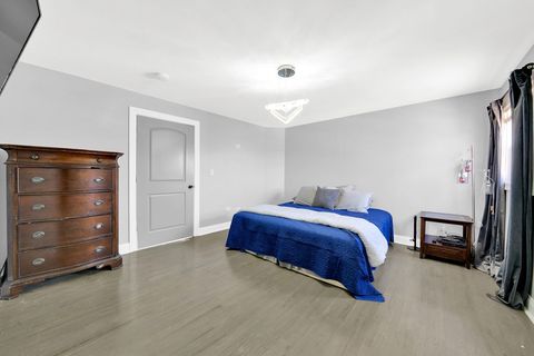 Tiny photo for 9436 S Spaulding Avenue, Evergreen Park, IL 60805 (MLS # 12584273)