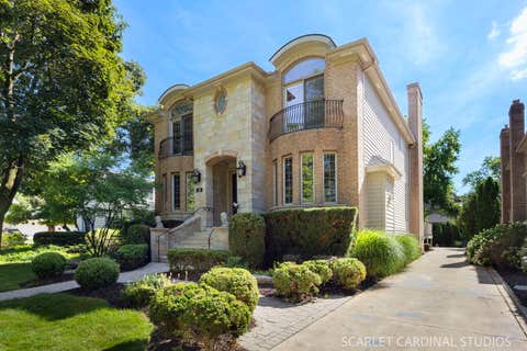 Tiny photo for 410 S Sleight Street, Naperville, IL 60540 (MLS # 12664371)