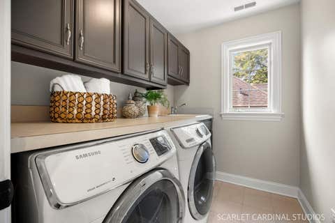 Tiny photo for 410 S Sleight Street, Naperville, IL 60540 (MLS # 12664371)