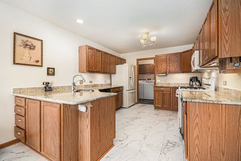 Tiny photo for 13733 Steeples Road, Lemont, IL 60439 (MLS # 12589497)