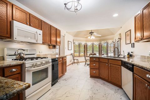 Tiny photo for 13733 Steeples Road, Lemont, IL 60439 (MLS # 12589497)