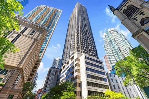 30 E HURON Street 2003 Chicago IL 60611