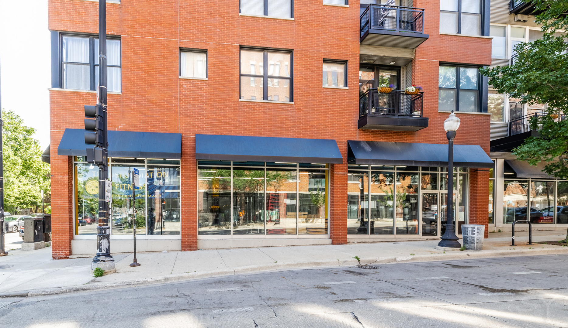 1601 S Halsted Street C4