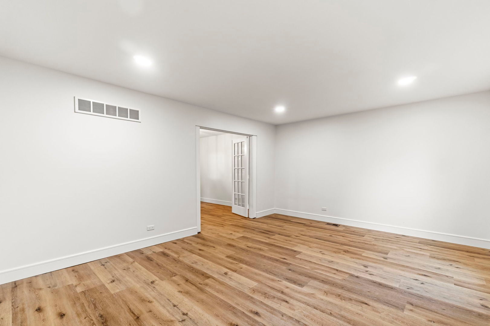 1080 Dresden Drive
