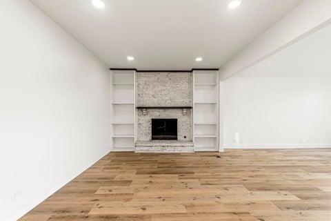 Tiny photo for 1080 Dresden Drive, Hoffman Estates, IL 60192 (MLS # 12713260)