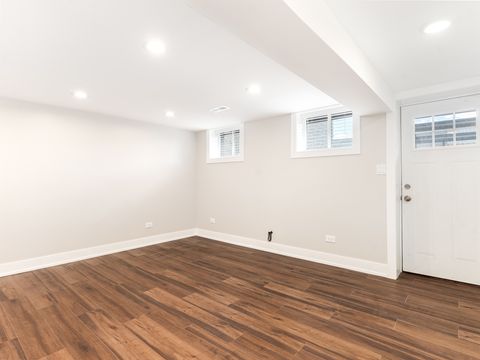 Tiny photo for 638 W 47th Street, Chicago, IL 60609 (MLS # 12596086)