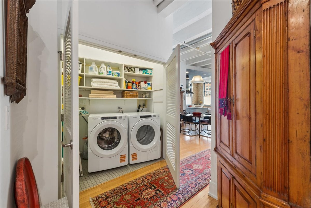 1800 Ridge Avenue 201