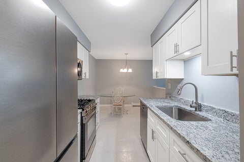 Tiny photo for 1198 Royal Glen Drive #221, Glen Ellyn, IL 60137 (MLS # 12705922)