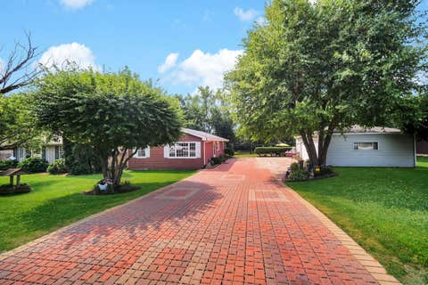 Tiny photo for 28W575 Barnes Avenue, West Chicago, IL 60185 (MLS # 12719550)