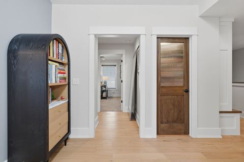 Tiny photo for 670 Holmes Street, Bettendorf, IA 52772 (MLS # 12624990)