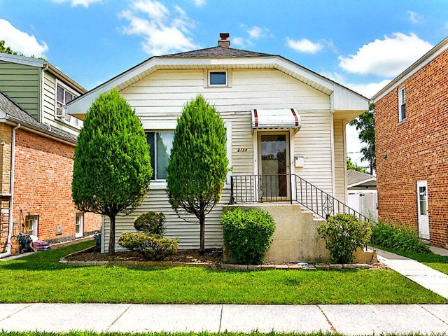 2133 N 75th Avenue
