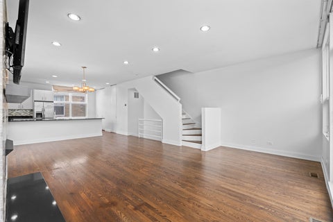 Tiny photo for 2826 N Talman Avenue #O, Chicago, IL 60618 (MLS # 12731616)