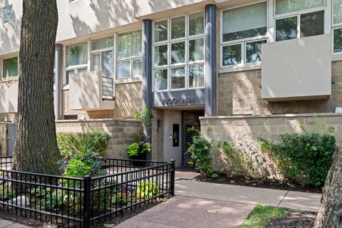 Tiny photo for 2826 N Talman Avenue #O, Chicago, IL 60618 (MLS # 12731616)