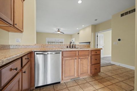 Tiny photo for 1505 Stonebluff Court, Champaign, IL 61822 (MLS # 12650157)