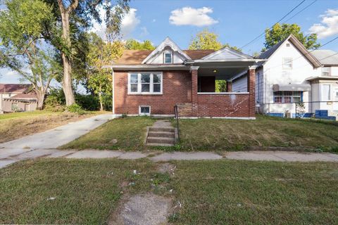 Photo of 918 S 3rd Street, Rockford, IL 61104 (MLS # 12481578)