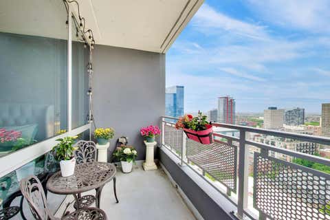 Tiny photo for 1901 S Calumet Avenue #2208, Chicago, IL 60616 (MLS # 12669372)