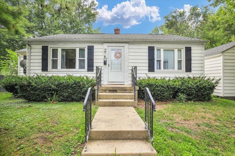 Photo of 425 S Beech Street, Arthur, IL 61911 (MLS # 12694833)