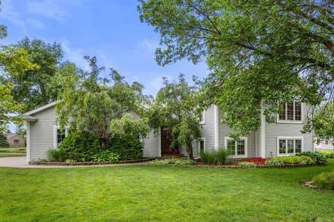 Tiny photo for 102 Lake View Drive, Fairbury, IL 61739 (MLS # 12692172)