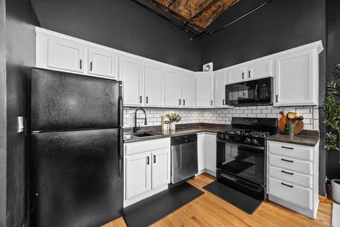 Tiny photo for 633 S PLYMOUTH Court #301, Chicago, IL 60605 (MLS # 12709051)