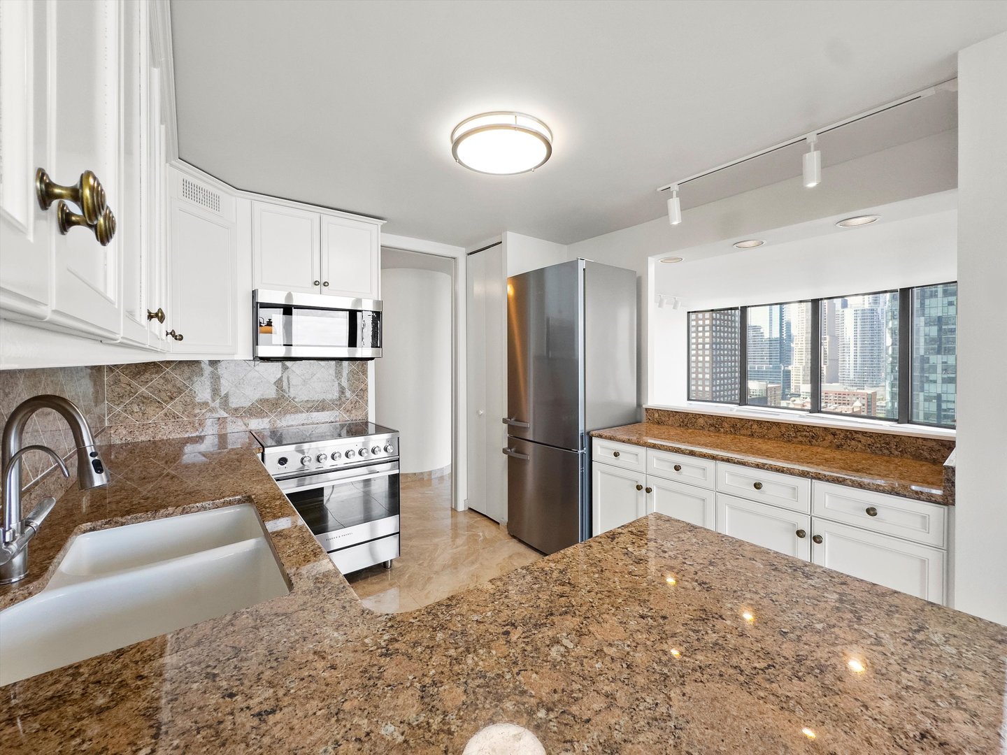 505 N Lake Shore Drive 2203