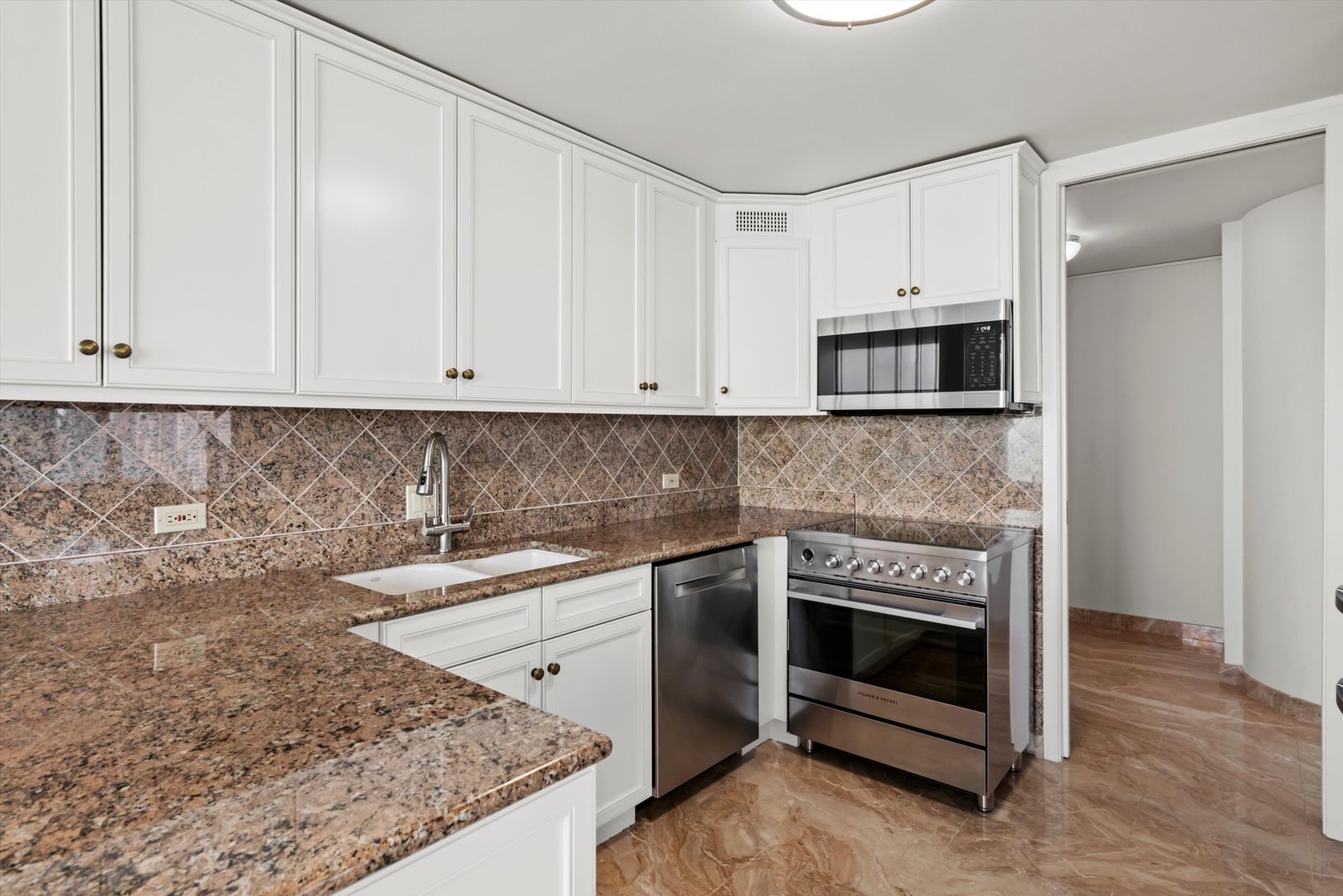 505 N Lake Shore Drive 2203