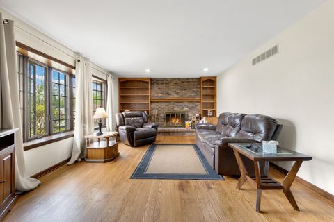 Tiny photo for 301 Lilas Court, New Lenox, IL 60451 (MLS # 12619481)