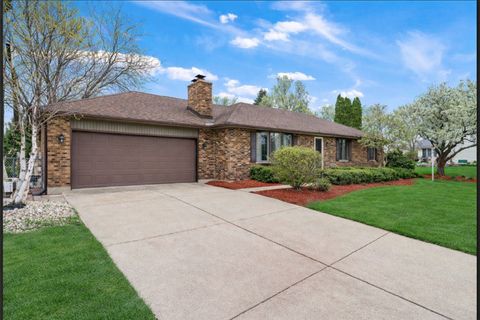 Tiny photo for 301 Lilas Court, New Lenox, IL 60451 (MLS # 12619481)