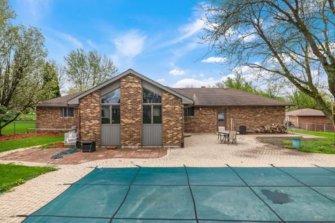Tiny photo for 301 Lilas Court, New Lenox, IL 60451 (MLS # 12619481)