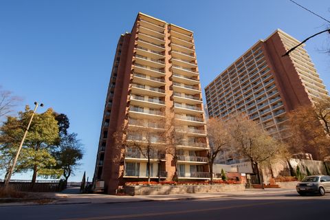 Photo of 5901 N Sheridan Road #9G, Chicago, IL 60660 (MLS # 12517174)