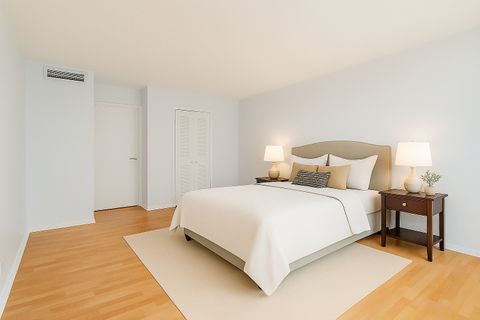 Tiny photo for 5901 N Sheridan Road #9G, Chicago, IL 60660 (MLS # 12517174)