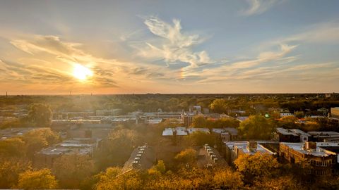 Tiny photo for 5320 N Sheridan Road #1301, Chicago, IL 60640 (MLS # 12439430)