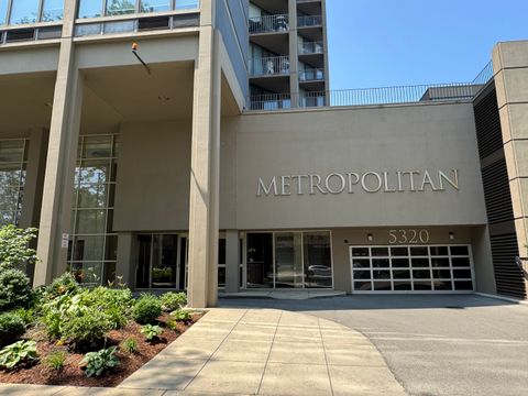 Tiny photo for 5320 N Sheridan Road #1301, Chicago, IL 60640 (MLS # 12439430)