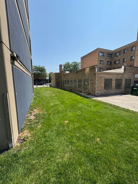 Tiny photo for 5320 N Sheridan Road #1301, Chicago, IL 60640 (MLS # 12439430)
