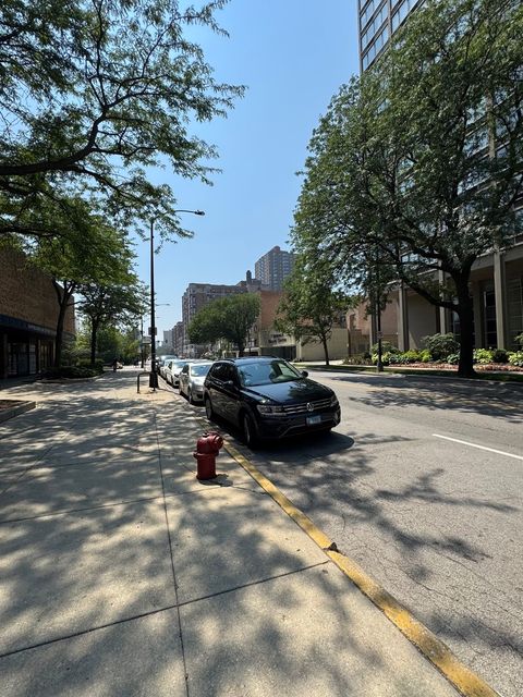 Tiny photo for 5320 N Sheridan Road #1301, Chicago, IL 60640 (MLS # 12439430)