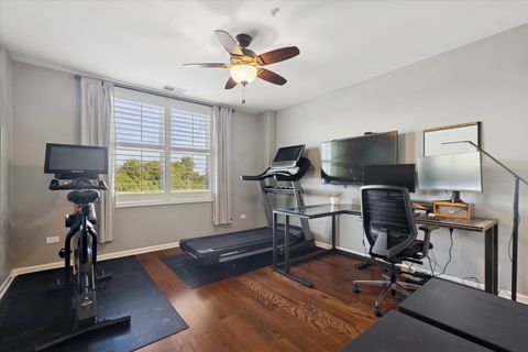 Tiny photo for 300 Village Circle #207, Willow Springs, IL 60480 (MLS # 12469330)