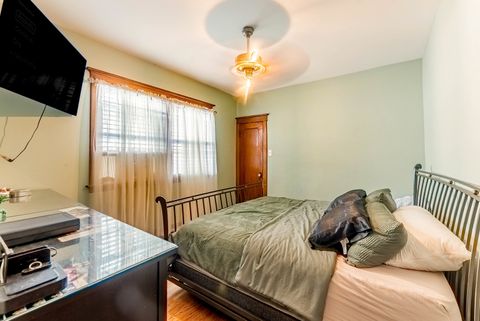 Tiny photo for 1914 Clinton Avenue, Berwyn, IL 60402 (MLS # 12490118)