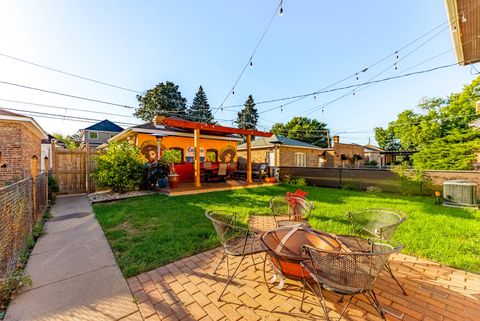 Tiny photo for 1914 Clinton Avenue, Berwyn, IL 60402 (MLS # 12490118)