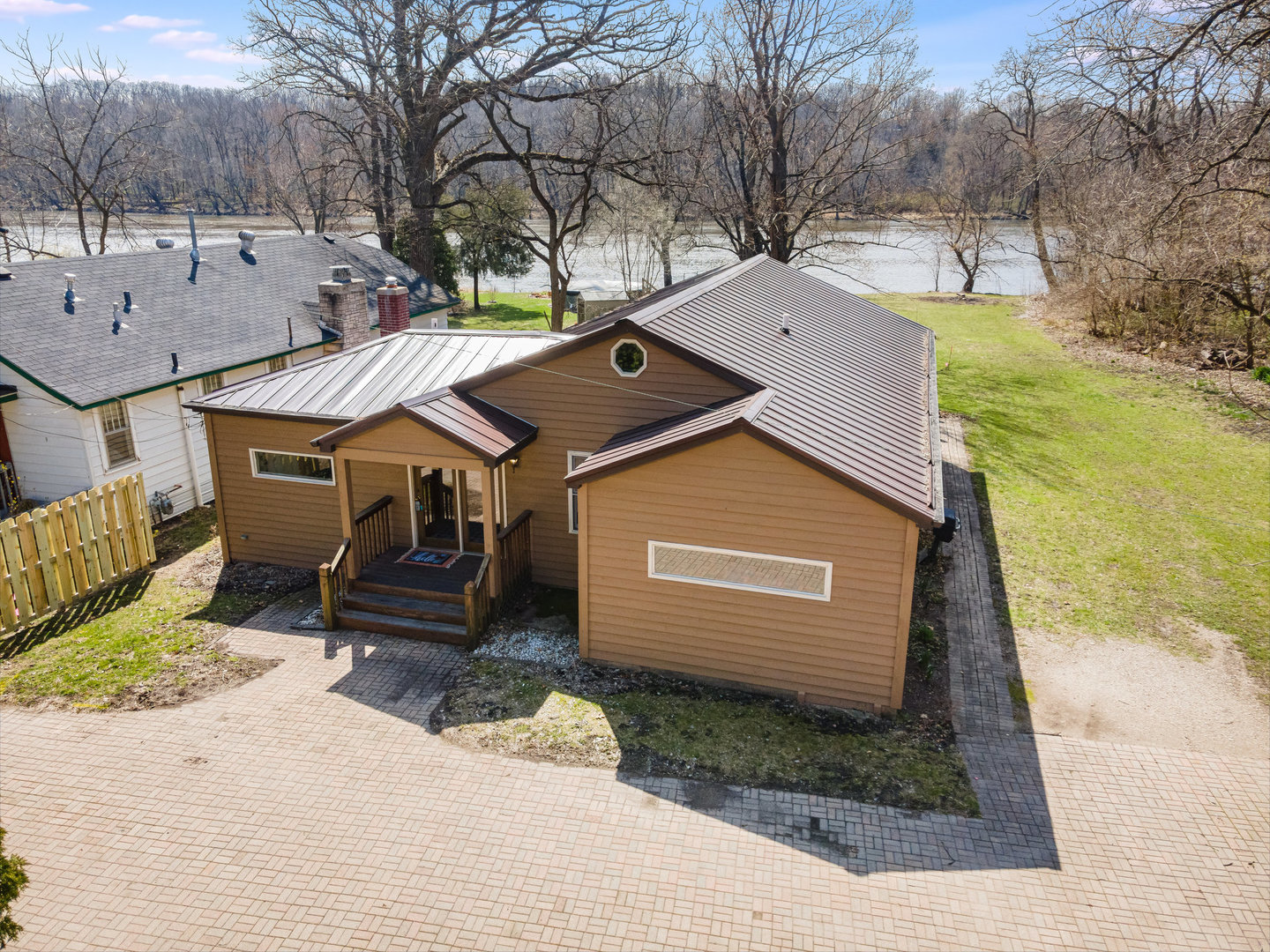 Listing image 4