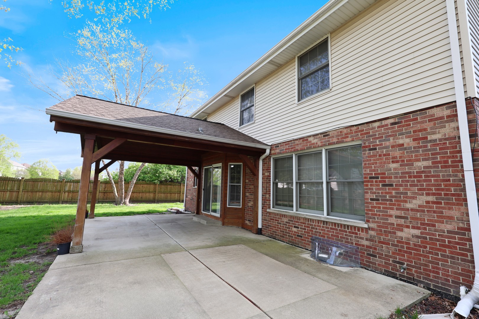 632 Bishops Gate