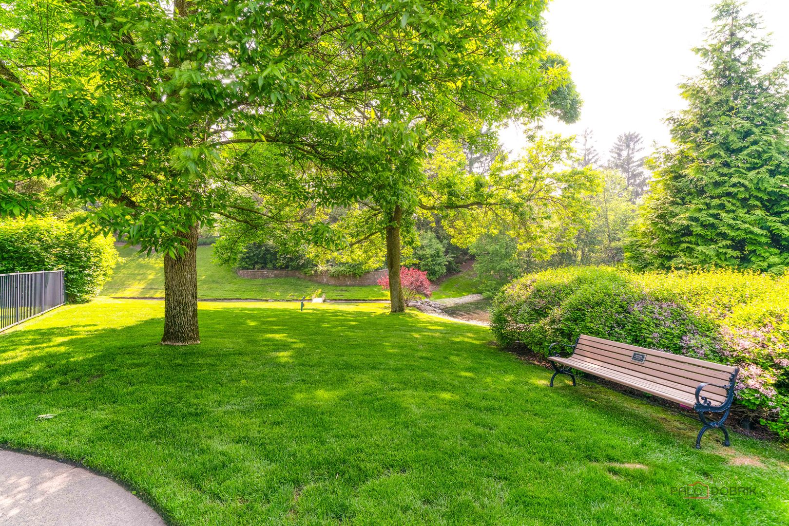 Lake Forest, Illinois 60045, United States, 5 Bedrooms Bedrooms, ,7 BathroomsBathrooms,Residential,Active,203524