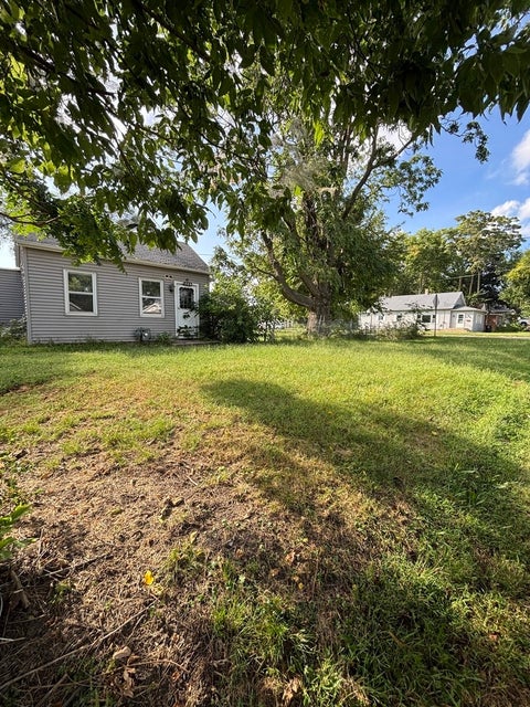 Tiny photo for 1529 Sycamore Street, Ottawa, IL 61350 (MLS # 12752492)