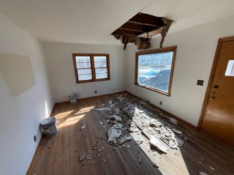 Tiny photo for 2123 W ANTOINETTE Street, Peoria, IL 61605 (MLS # 12619250)
